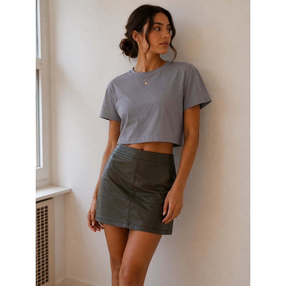 JTOO Gray Athletic Crop Top Women’s Small Short Sleeve Stretch Activewear NWT - Picture 2 of 9